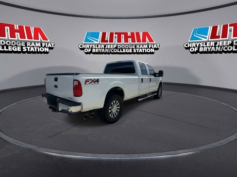 Used 2016 Ford F250 XL w/ Power Equipment Group AWD/4WD image 8