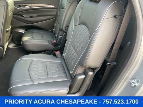 Used 2023 Buick Enclave Avenir w/ Avenir Technology Package AWD/4WD image 23