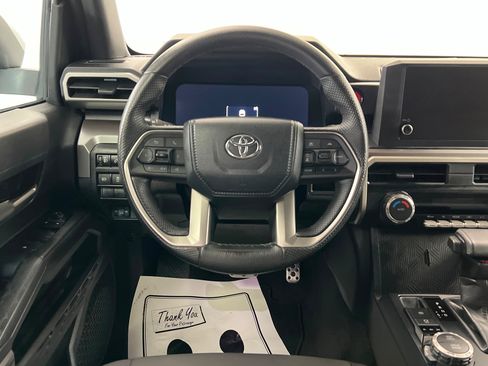 Used 2024 Toyota Tacoma TRD Sport image 12