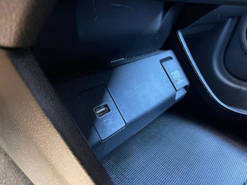 Certified 2020 Honda HR-V LX image 28