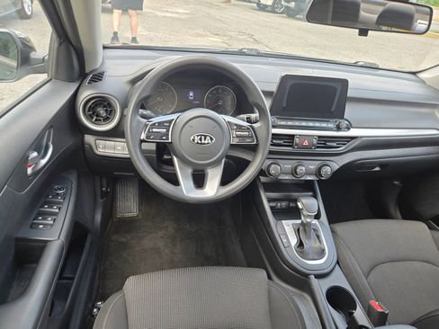 Used 2021 Kia Forte Sedan FWD image 5