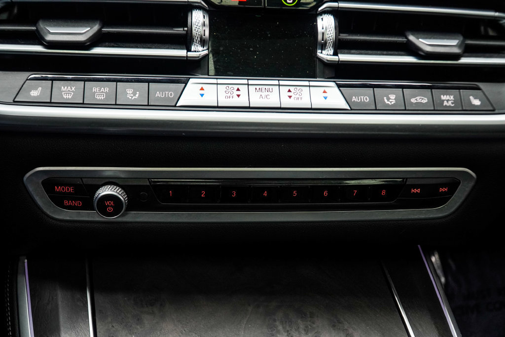 Used 2023 BMW X5 sDrive40i w/ M Sport Package RWD image 22