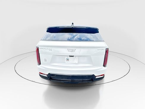 Used 2025 Cadillac Escalade IQ Sport 2 AWD/4WD image 7