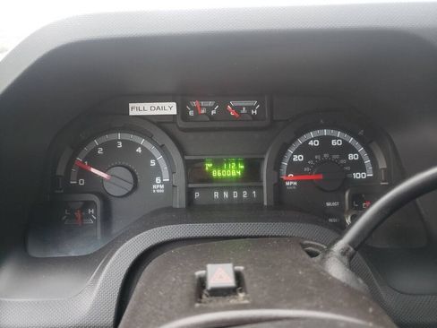 Used 2011 Ford E-150 and Econoline 150 Wagon w/ PWR Windows & Locks Group RWD image 14