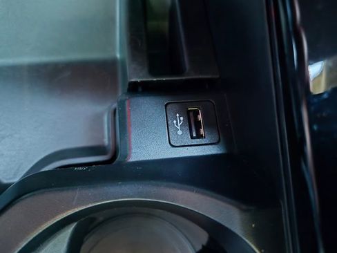 Used 2023 BMW X3 M40i image 32