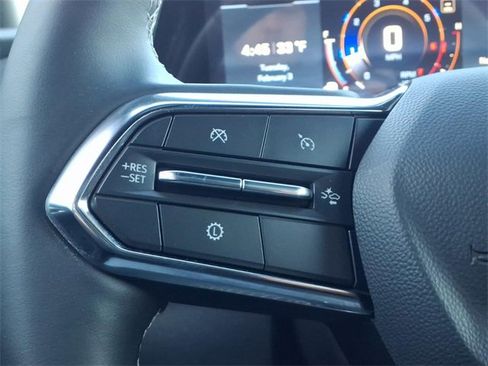 Used 2026 Chevrolet Traverse LT w/ Driver Confidence Package image 16