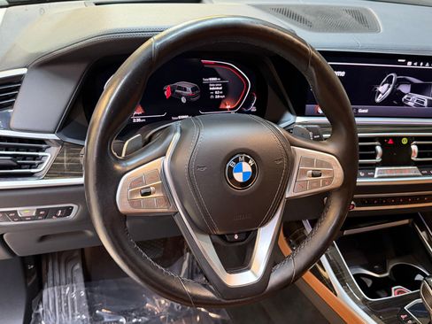 Used 2020 BMW X7 xDrive40i w/ Premium Package image 15