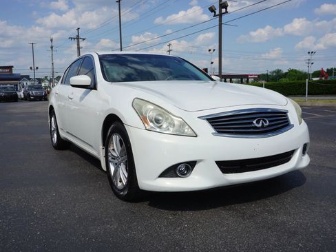 Used 2012 INFINITI G37 x Sedan w/ Premium Pkg AWD/4WD image 3