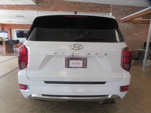 Used 2020 Hyundai Palisade Limited FWD image 5