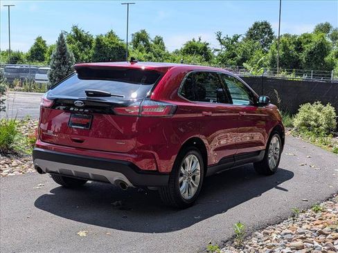 Used 2023 Ford Edge Titanium AWD/4WD image 5