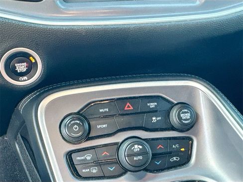 Used 2022 Dodge Challenger SXT w/ Blacktop Package image 17