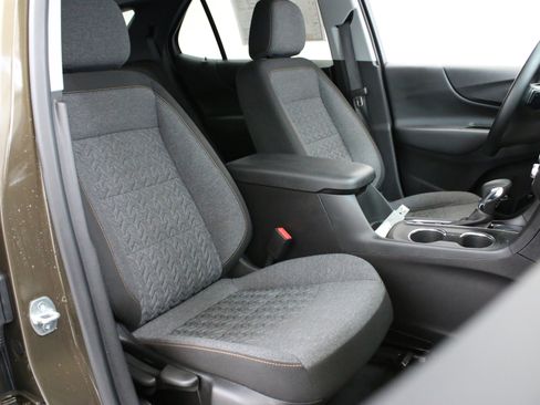 Used 2023 Chevrolet Equinox LT FWD image 31