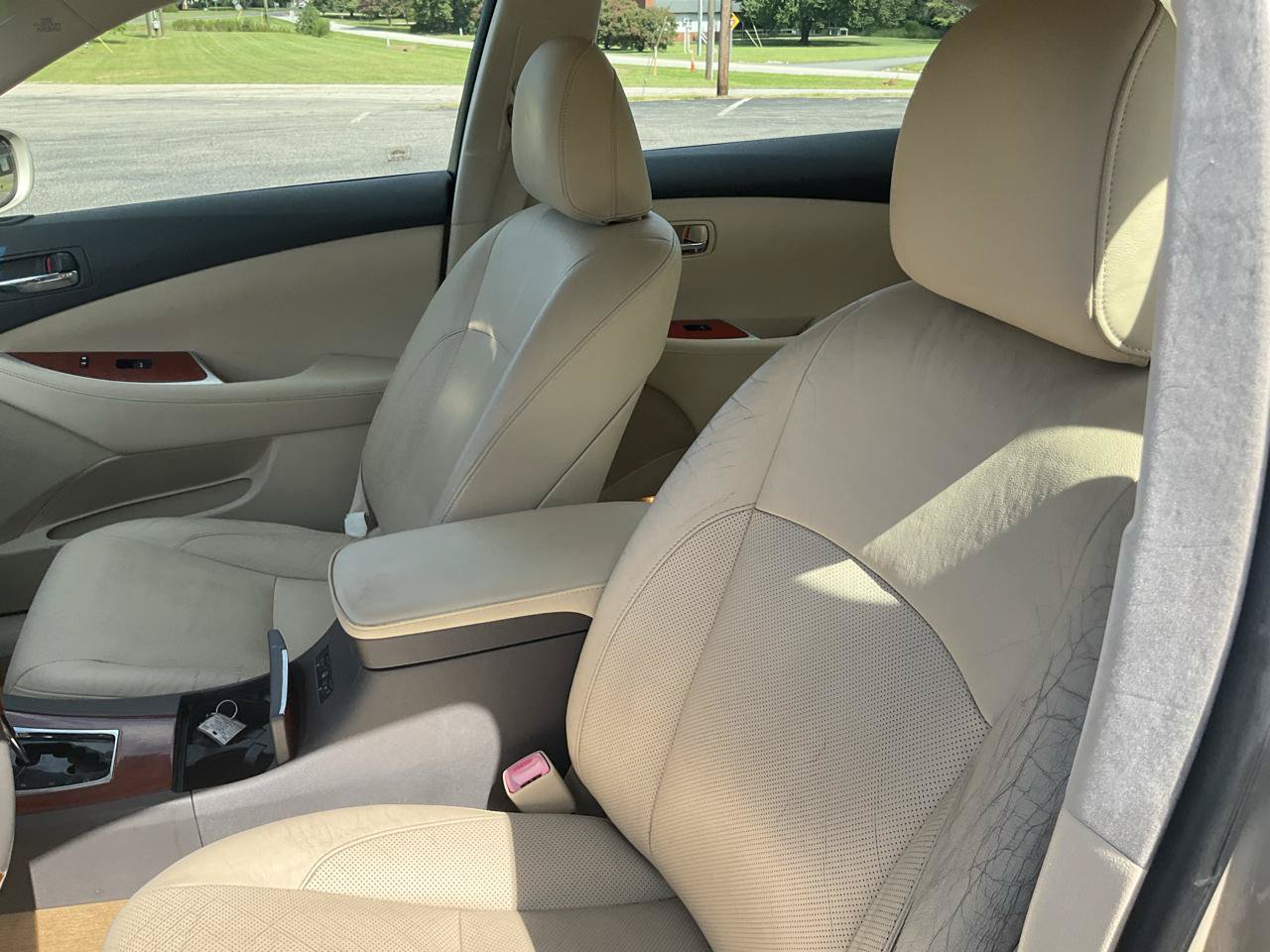 Used 2011 Lexus ES 350 FWD image 14