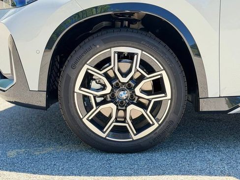 New 2026 BMW X1 xDrive28i w/ Technology Package AWD/4WD image 2