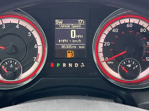 Used 2019 Dodge Grand Caravan GT image 12