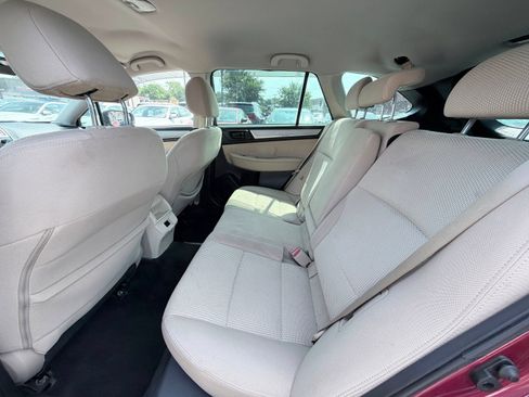 Used 2018 Subaru Outback 2.5i AWD/4WD image 17