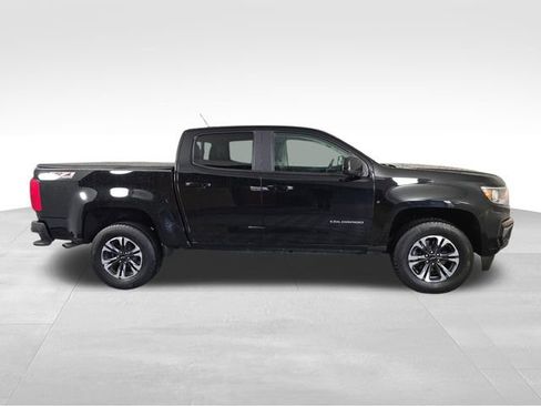 Used 2021 Chevrolet Colorado Z71 AWD/4WD image 8