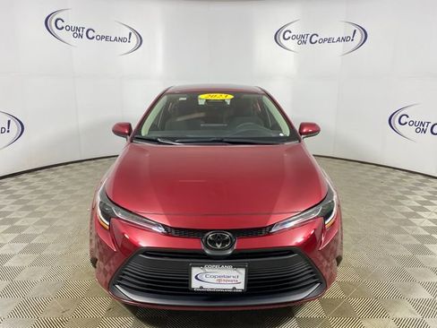 Certified 2023 Toyota Corolla LE image 2