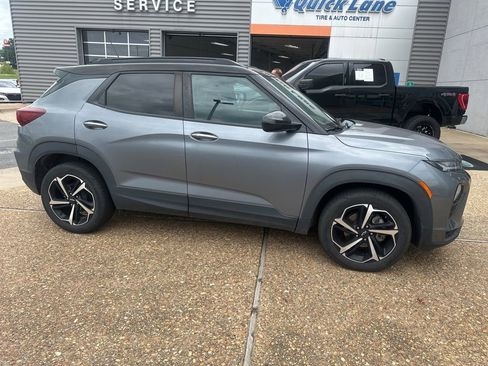 Used 2022 Chevrolet TrailBlazer RS FWD image 7