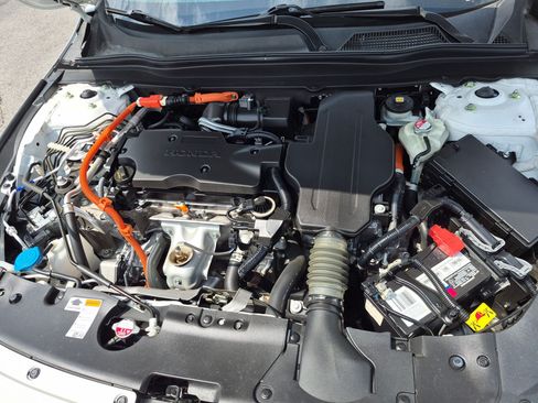 Used 2022 Honda Accord Touring image 37