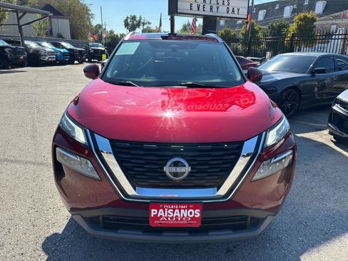 Used 2022 Nissan Rogue SV w/ SV Premium Package FWD image 3