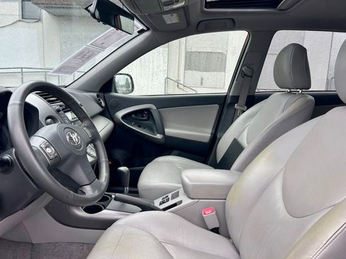 Used 2010 Toyota RAV4 Limited FWD image 10
