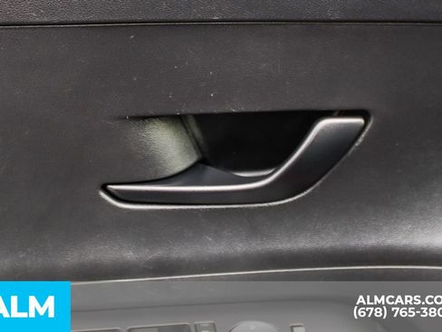 Used 2025 Hyundai Kona SEL image 36