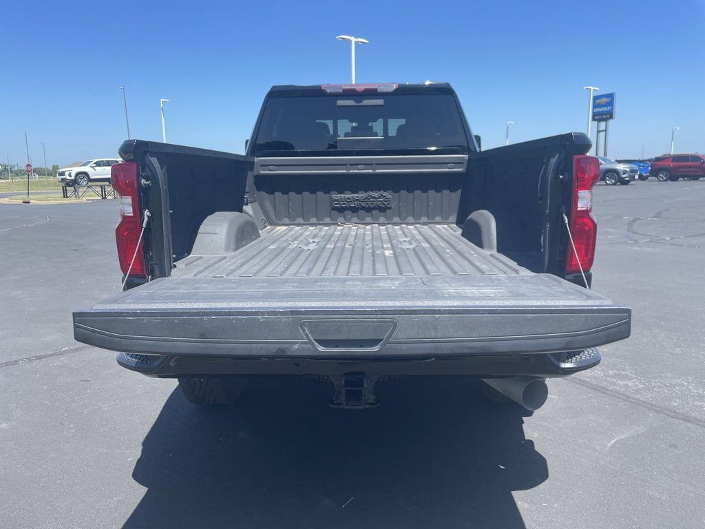Used 2022 Chevrolet Silverado 3500 High Country w/ Safety Package II AWD/4WD image 25