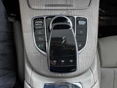 Used 2019 Mercedes-Benz E 450 4MATIC Cabriolet image 46