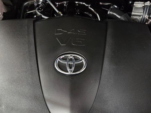 Used 2019 Toyota Highlander LE image 87