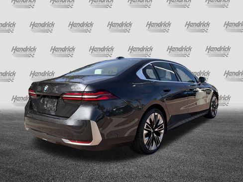 Certified 2025 BMW 540i xDrive image 10