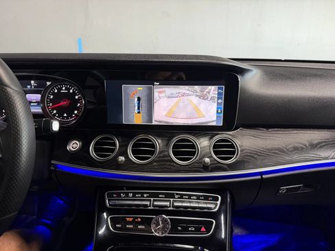 Used 2017 Mercedes-Benz E 300 4MATIC image 14