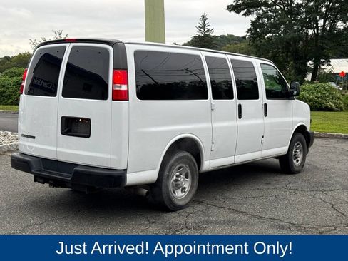 Used 2021 Chevrolet Express 2500 LS w/ Driver Convenience Package RWD image 7