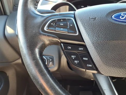 Used 2018 Ford Escape SEL AWD/4WD image 25