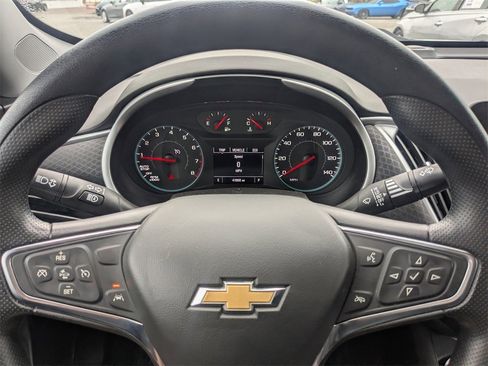 Used 2024 Chevrolet Malibu LT image 27