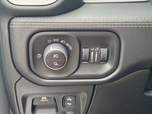 New 2026 RAM 1500 Tungsten w/ Towing Technology Group AWD/4WD image 29