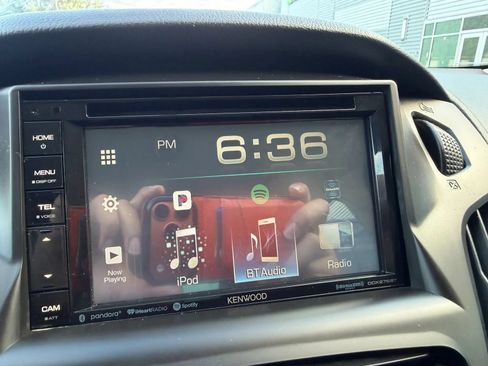 Used 2013 Ford Focus SE FWD image 42