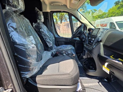 New 2026 RAM ProMaster 2500 w/ Convenience Group image 5