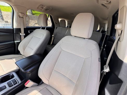 Used 2021 Ford Explorer 2WD image 19