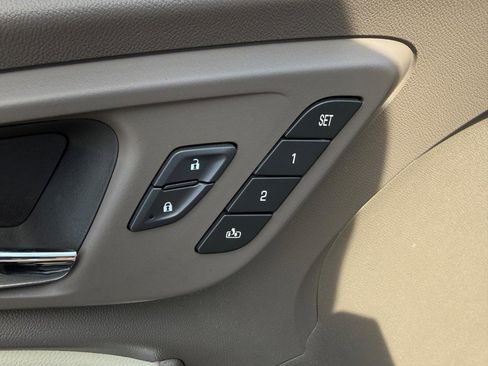 Used 2024 Chevrolet Malibu LT image 17