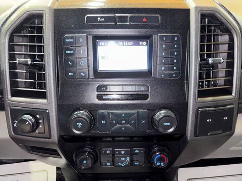 Used 2020 Ford F250 XL w/ Power Equipment Group AWD/4WD image 19
