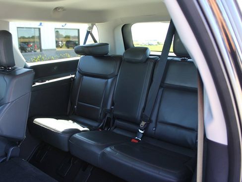 Used 2025 Ford Expedition Max Active AWD/4WD image 11