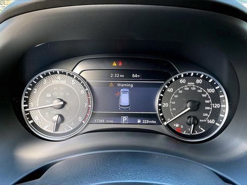 Used 2022 Nissan Armada SV w/ SV Appearance Package image 12