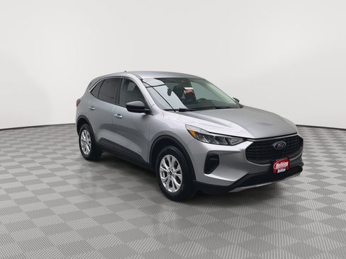 Used 2023 Ford Escape Active AWD/4WD image 30