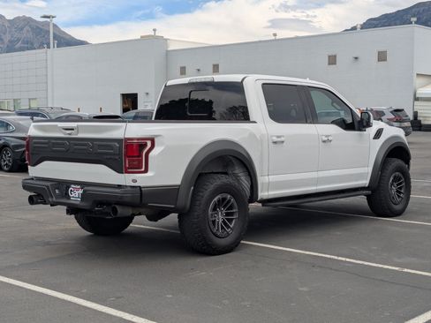 Used 2020 Ford F150 Raptor w/ Equipment Group 802A Luxury AWD/4WD image 3