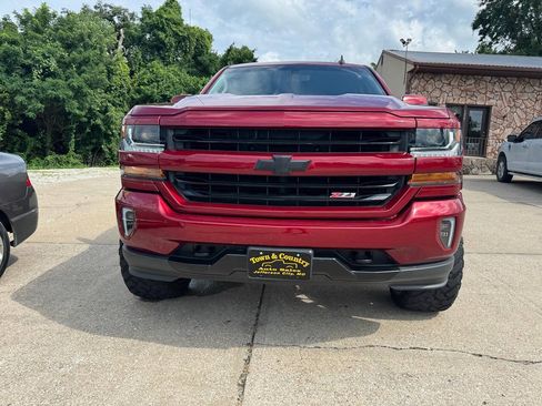 Used 2018 Chevrolet Silverado 1500 LT w/ All Star Edition AWD/4WD image 2