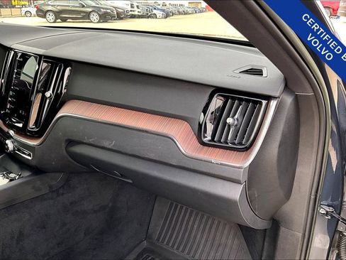 Certified 2023 Volvo XC60 B5 Plus w/ Protection Package Premier image 21