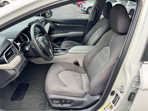 Used 2023 Toyota Camry LE FWD image 17