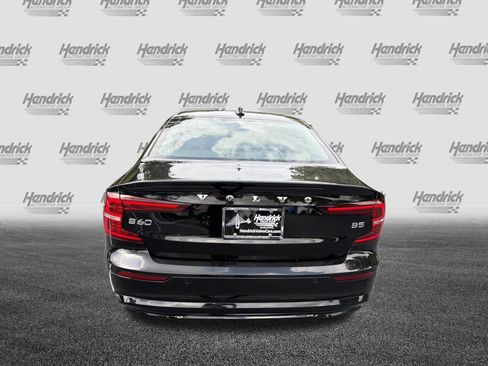 Used 2025 Volvo S60 B5 Plus FWD image 9