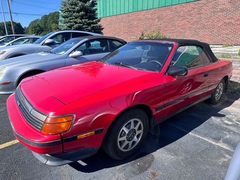 Used 1988 Toyota Celica GT FWD image 1